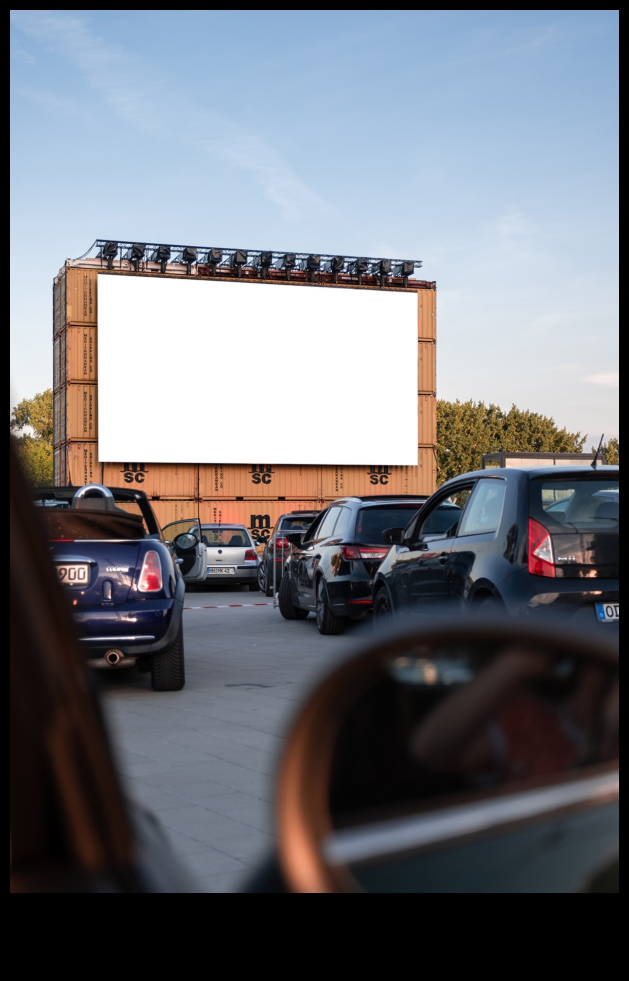 Ψυχαγωγία Drive-In: Ηλεκτρονικά βίντεο στο αυτοκίνητο για κινηματογράφο στο δρόμο