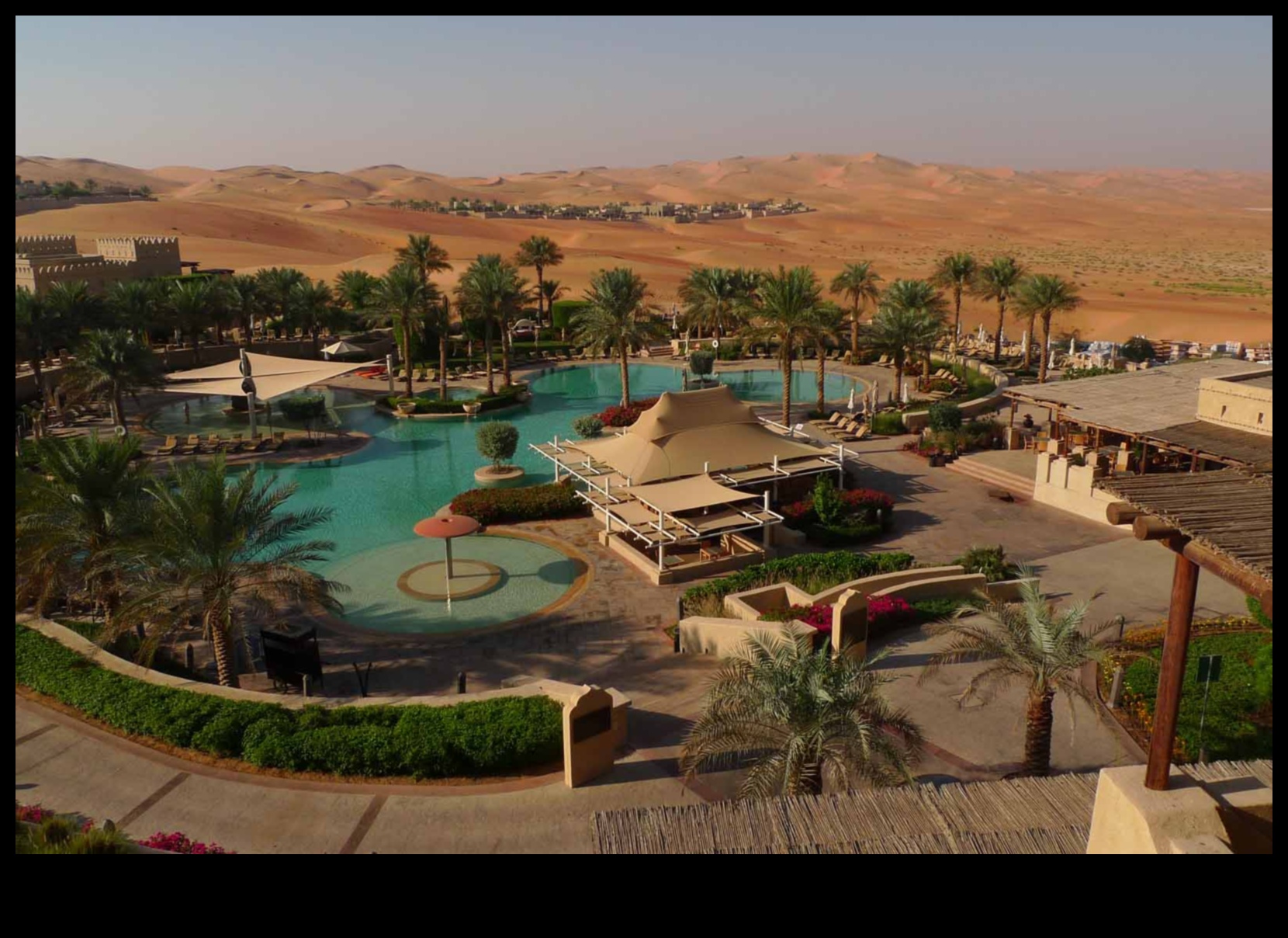 Πλούσιο Oasis: Βουτήξτε στην πολυτέλεια με τη συλλογή μας Oasis Anklet