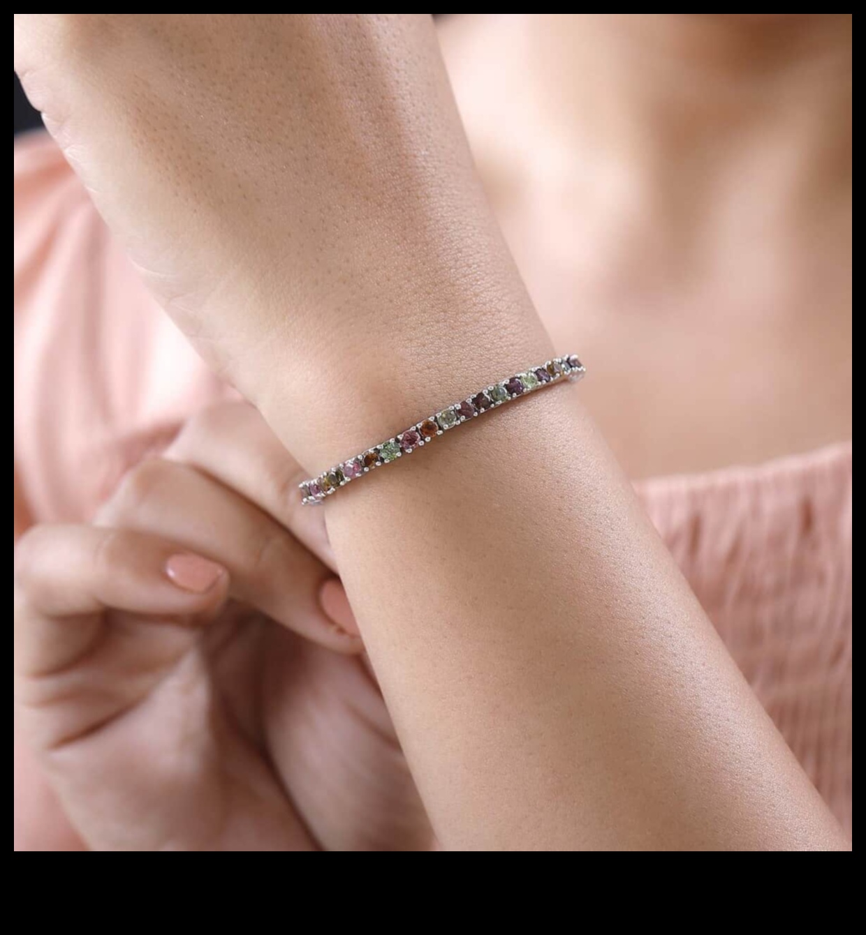 Λαμπερή κληρονομιά: Περάστε τη λαμπερή λαμπρότητα των βραχιολιών μας