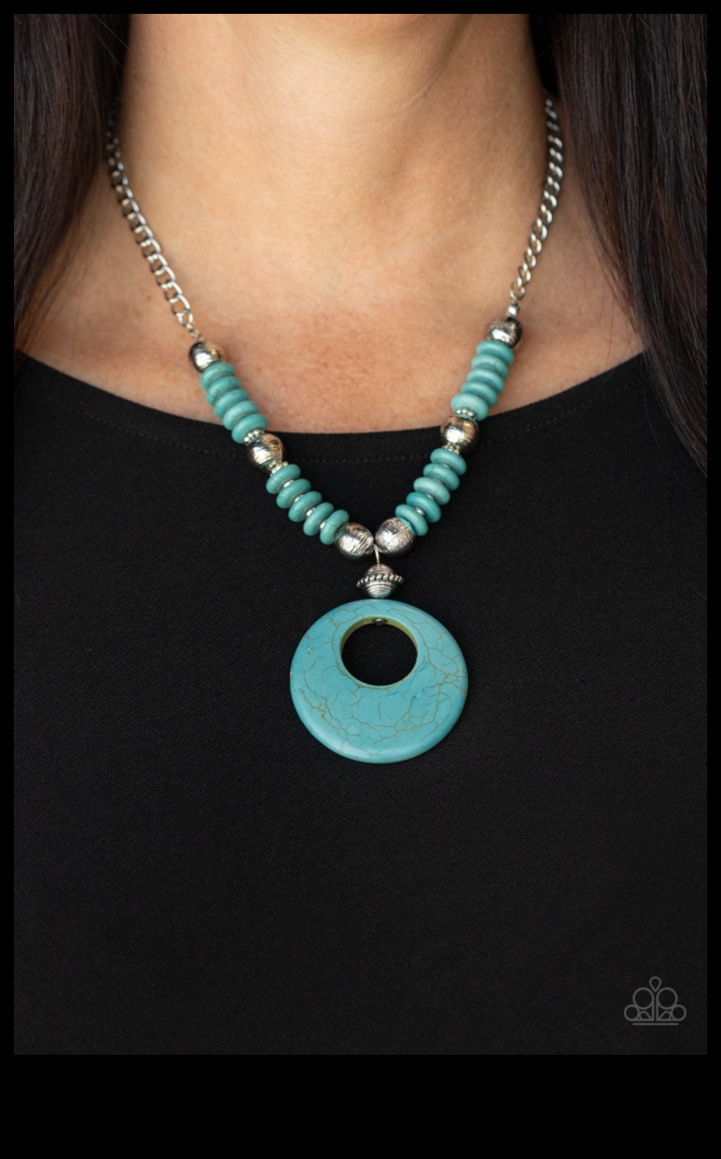 Πλούσιο Oasis: Βυθιστείτε στην υπερβολή των περιδέραιων Oasis