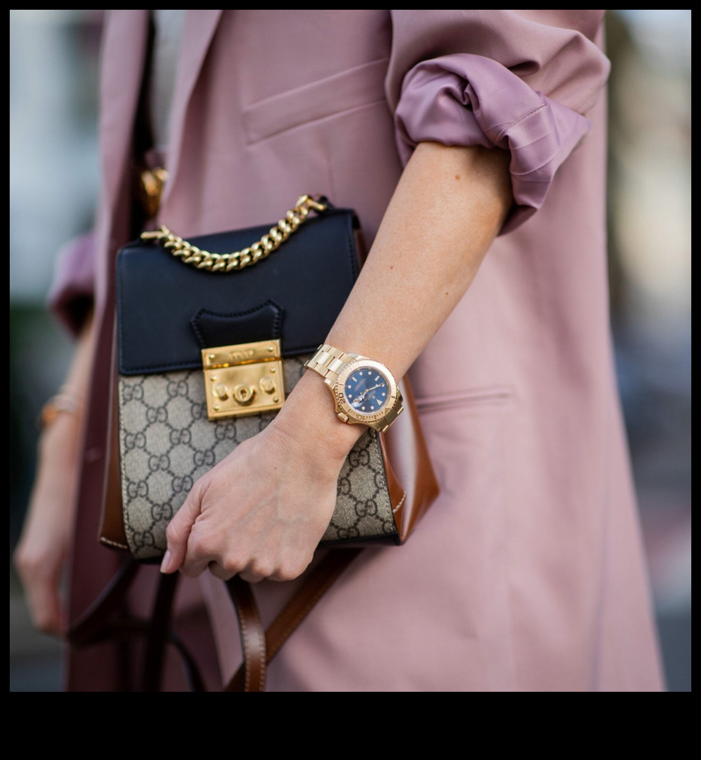 Chic and Sleek: The Irresistible Allure of Bracelets