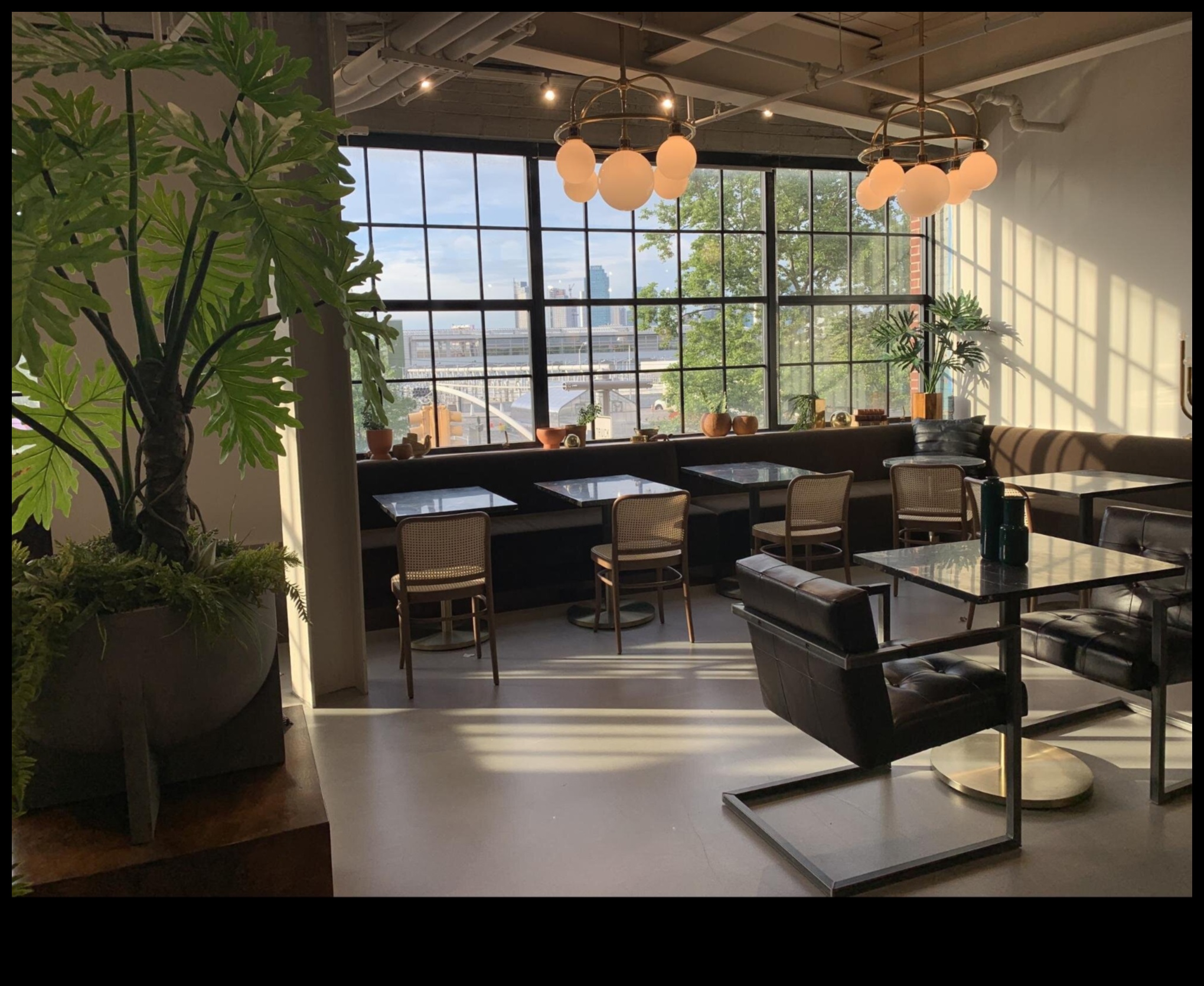 Έξυπνοι λαμπτήρες φωτεινότητας φωτισμού και ηλεκτρονικά φωτιστικά για σύγχρονους χώρους γραφείων 3 Lighting Luminance: Smart Bulbs και Lighting Electronics για χώρους γραφείων