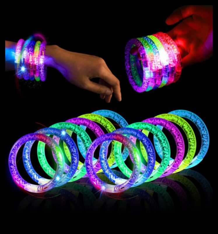 Φωτεινοί σύνδεσμοι: Συνδέστε το στυλ σας με τα βραχιόλια μας με λαμπερούς συνδέσμους